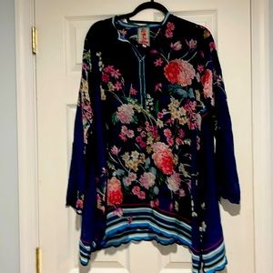 Johnny Was Rayon tunic Small
